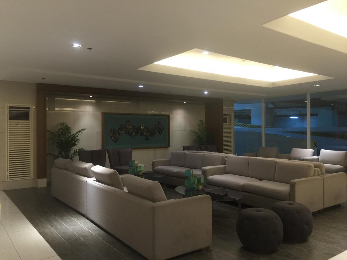 Breeze Residences Condotel 파사이 외부 사진